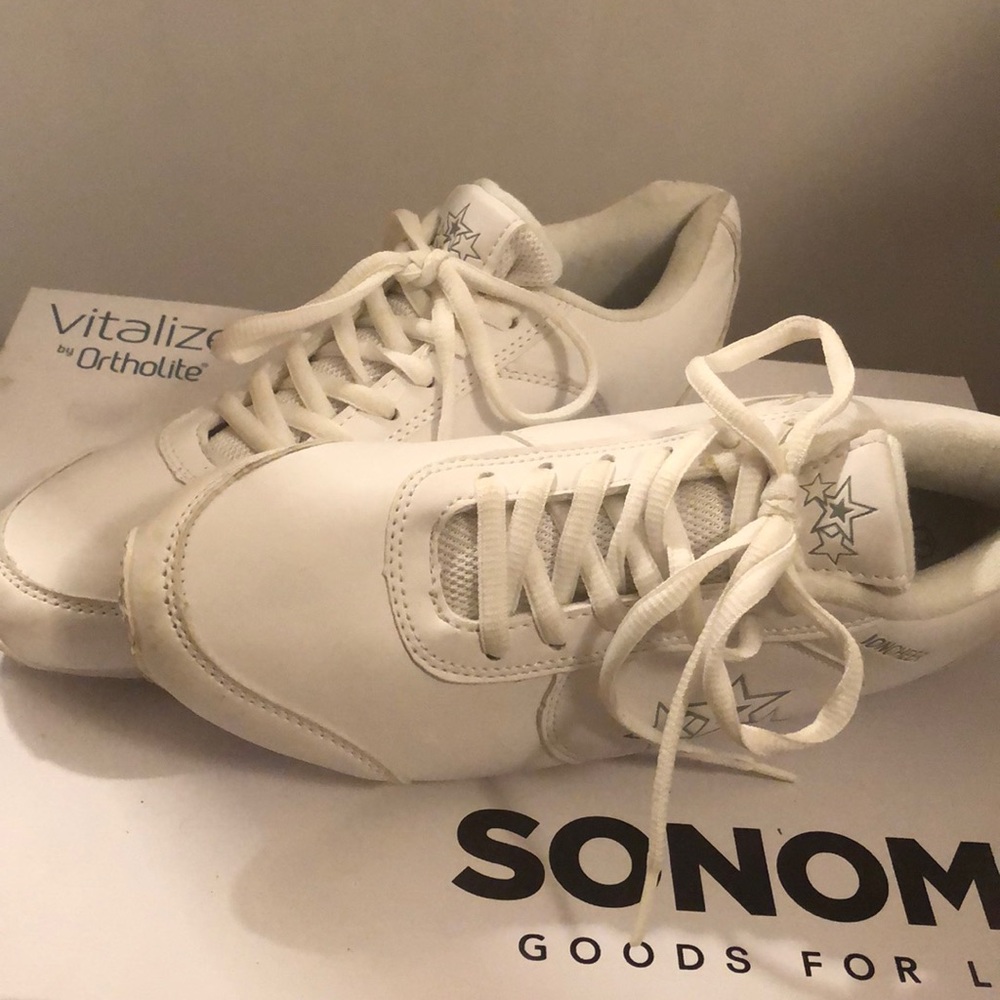 COPY - White Cheer Shoes // NWOT💜